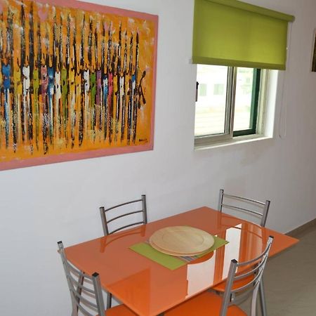 Apartamento T1 Mobiliado Com Wi-Fi Praia Esterno foto