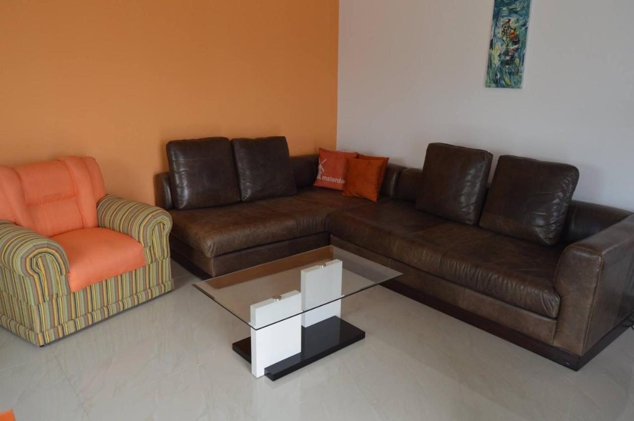Apartamento T1 Mobiliado Com Wi-Fi Praia Esterno foto